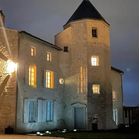 Bed & Breakfast Logis De Pierre Levee 3*