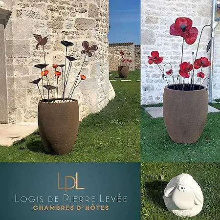 Logis De Pierre Levee
