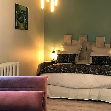 Logis De Pierre Levee Bed & Breakfast Bessines