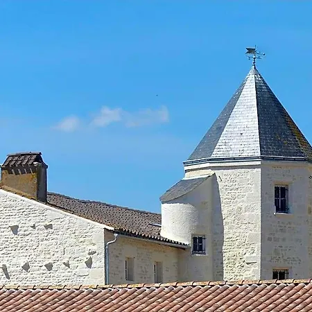 Bed & Breakfast Logis De Pierre Levee