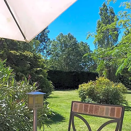 Logis De Pierre Levee 3* Bessines